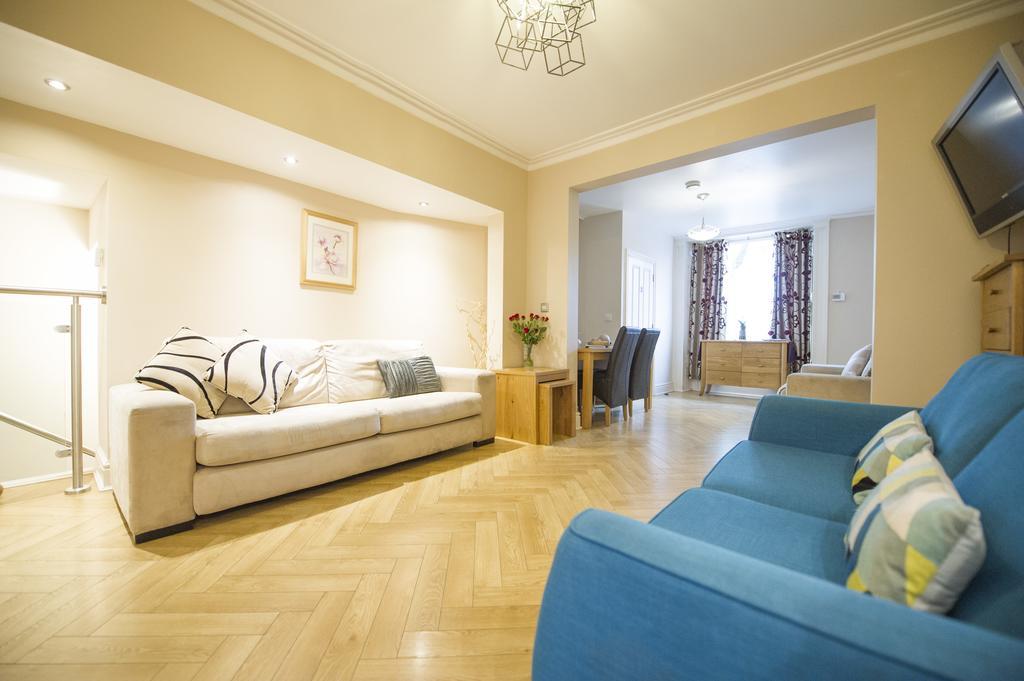 Chester Apartments Extérieur photo