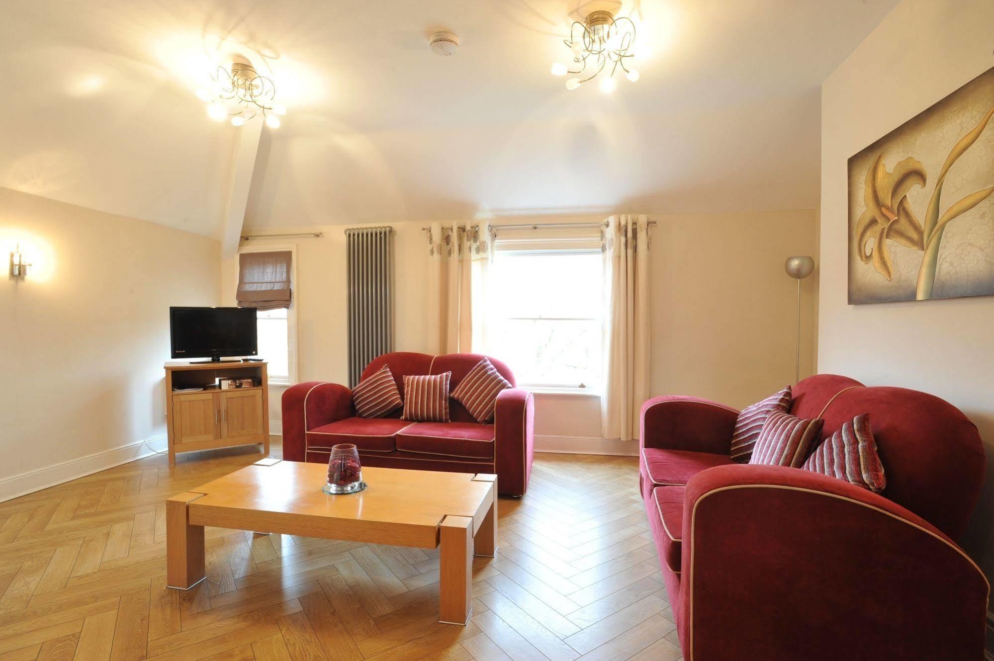 Chester Apartments Extérieur photo